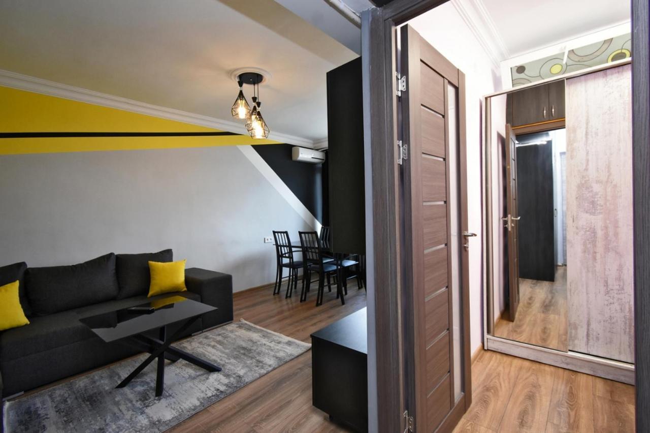 Positive Apartment In Center Of Yerevan City Exteriér fotografie