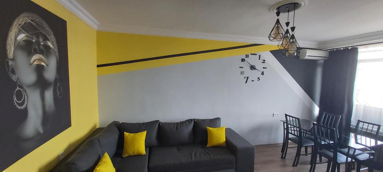 Positive Apartment In Center Of Yerevan City Exteriér fotografie
